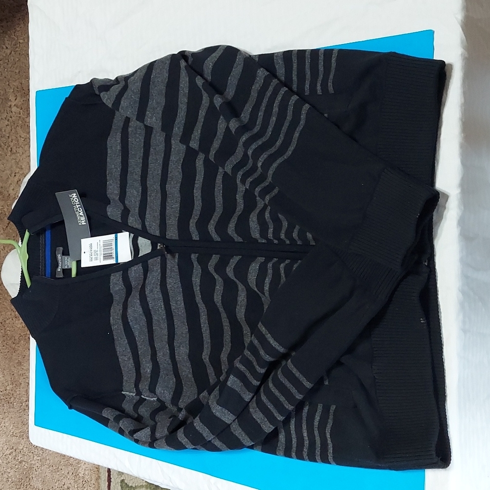 NWT Kenneth Cole Sweater XL Black and Grey - Picture 2 of 3